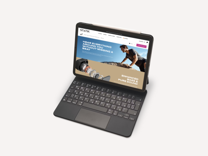 standing-ipad-mockup standing-ipad-mockup
